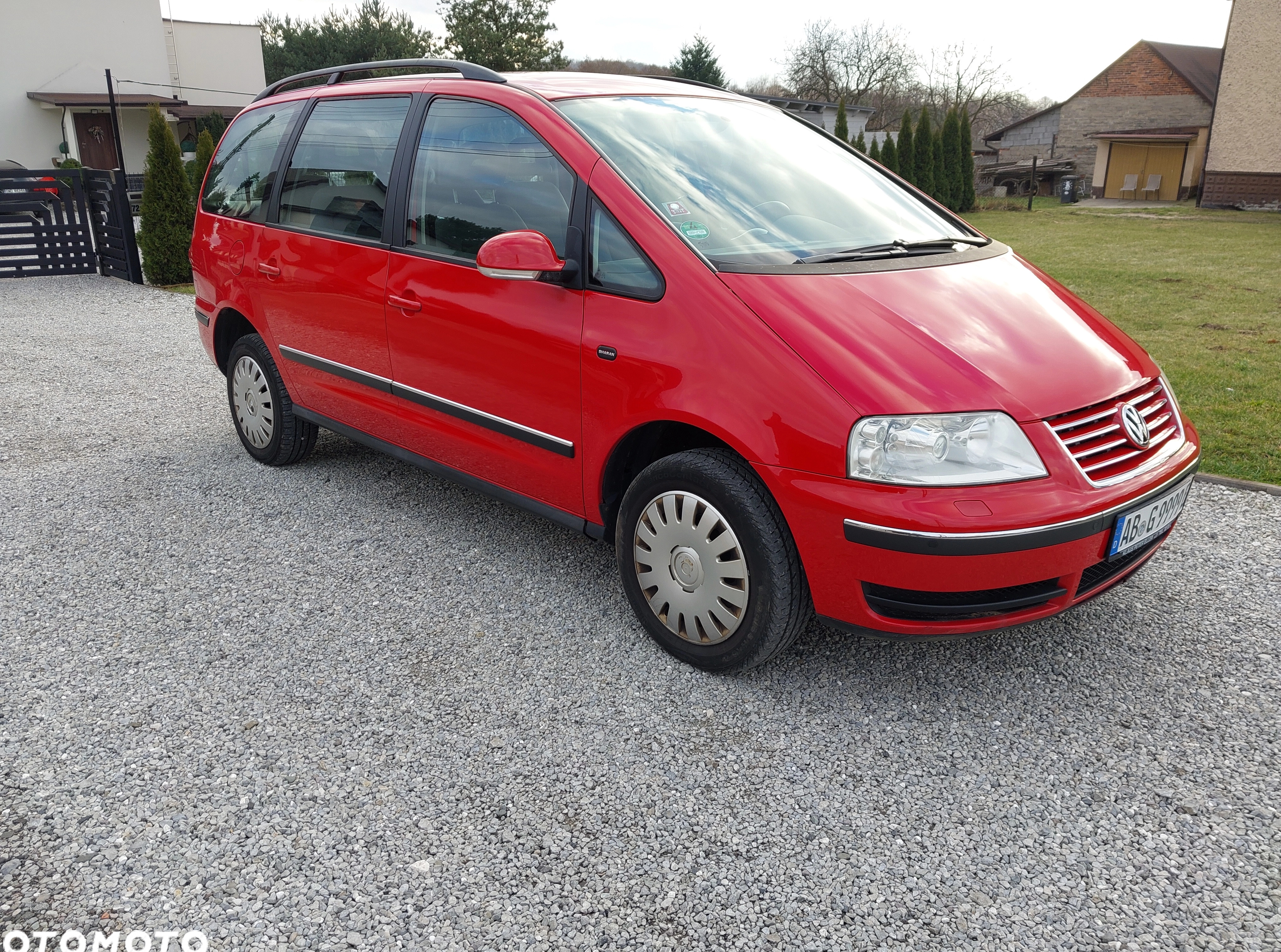 Volkswagen Sharan cena 16900 przebieg: 284000, rok produkcji 2004 z Białogard małe 79